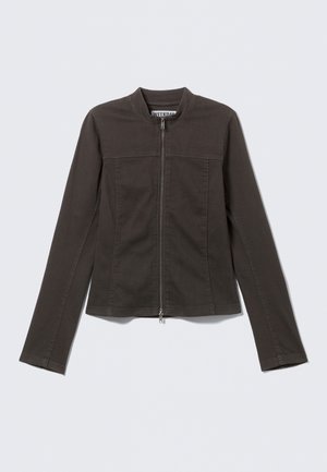 Veste marron foncé à manches longues avec fermeture éclair complète à l'avant et col rond, en tissu lisse, posée à plat sur un fond clair.