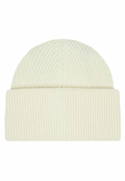 Cappello beanie lavorato a maglia in bianco sporco con una trama a coste, caratterizzato da una forma rotonda classica e un bordo piegato per una vestibilità regolabile.