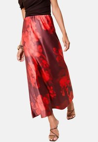 REGULAR FIT - Jupe longue - red floral