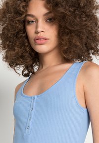 Pieces PCKITTE TANK - Top - vista blue