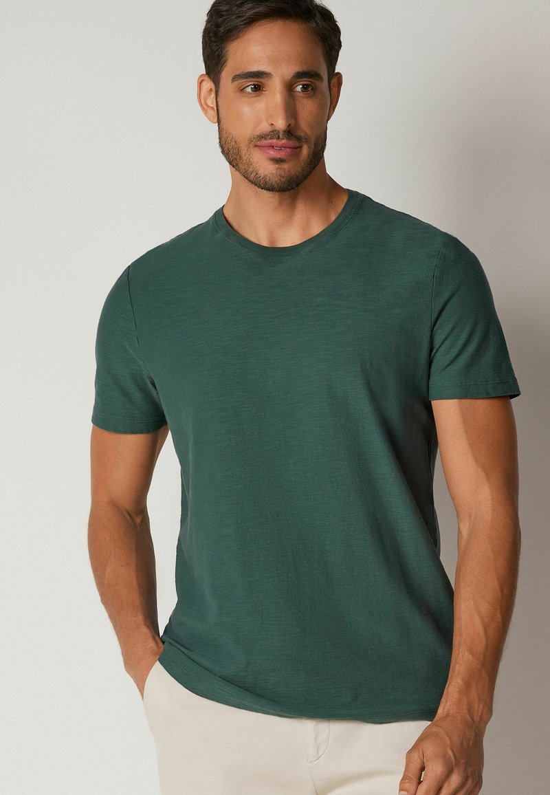 Falconeri AUS GEFLAMMTER TWIST - T-Shirt basic - dunkelgrün garment ...