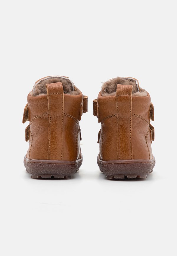 STORM UNISEX - Baby shoes - cognac3