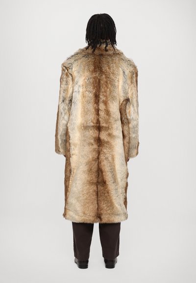 Han Kjøbenhavn LONG COAT - Žieminis paltas - wild brown