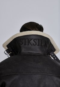 SIKSILK Chaqueta de invierno - brown