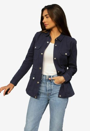 Friends Like These UTILITY POCKET REGULAR FIT - Skraistė  - navy blue