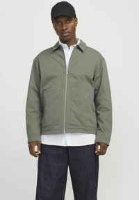 Jack & Jones JJWINSON WORKER - Veste légère - agave green