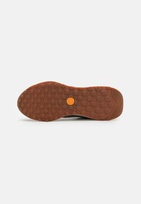 Timberland RETRO SWIFT - Tenisky - black