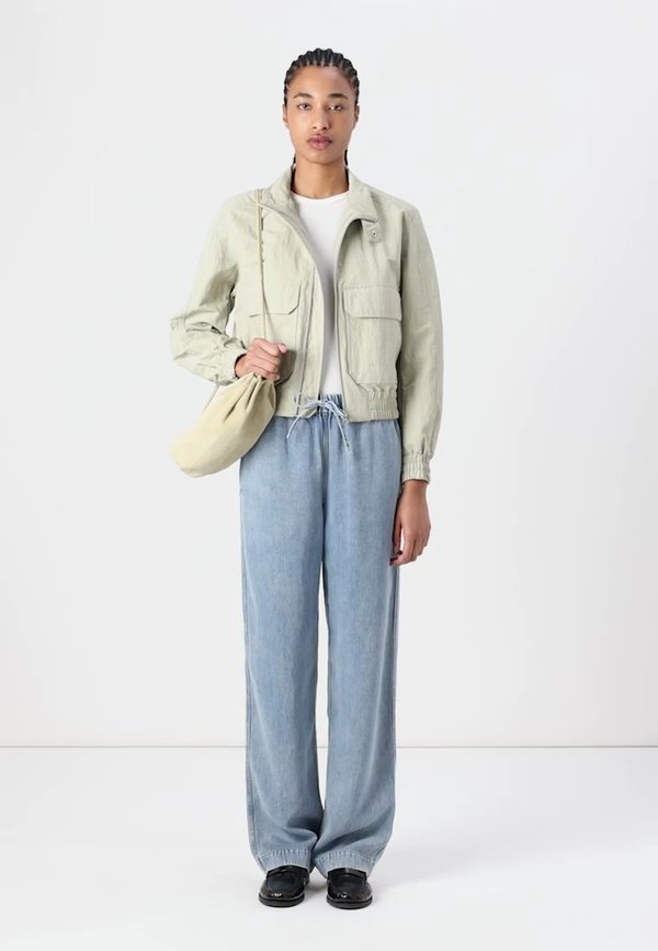 HOYSA  - Relaxed fit jeans3