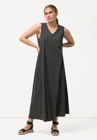 Ulla Popken SLEEVELESS V-NECK  - Maksimekko - black