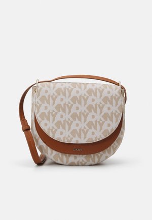 GRAMERCY FLAP CROSSBODY - Bandolera - neutral/white/cognac