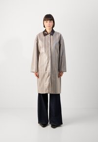 Scotch & Soda COATED RAINCOAT - Cappotto classico - taupe