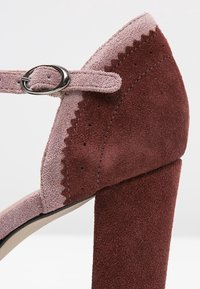 mint&berry Klassieke pumps - red
