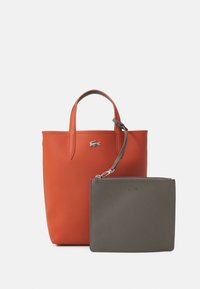Lacoste Velká kabelka - rooibos tea eco iron gate