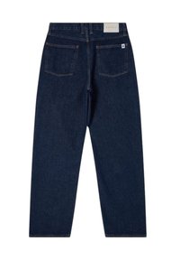 Jeans in denim blu scuro con vestibilità dritta, dotati di due tasche posteriori, cuciture sottili e un'etichetta in vita.