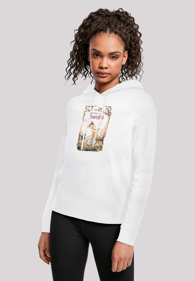 Felpa bianca con grafica frontale che presenta un'illustrazione vintage tratta da "Bambi". Il materiale sembra morbido; il design include una tasca a marsupio.