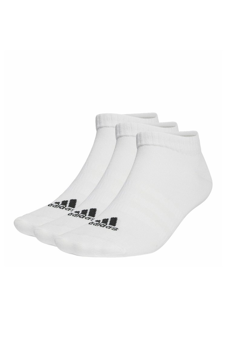 Calcetines blancos de crew hechos con una mezcla de algodón, con un borde acanalado y un logotipo negro en el lado exterior. Conjunto de tres pares, textura suave.