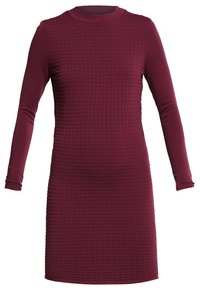 Robe bordeaux à manches longues avec un motif texturé, décolleté rond et coupe mi-genoux. Fabriquée dans un tissu doux et extensible.