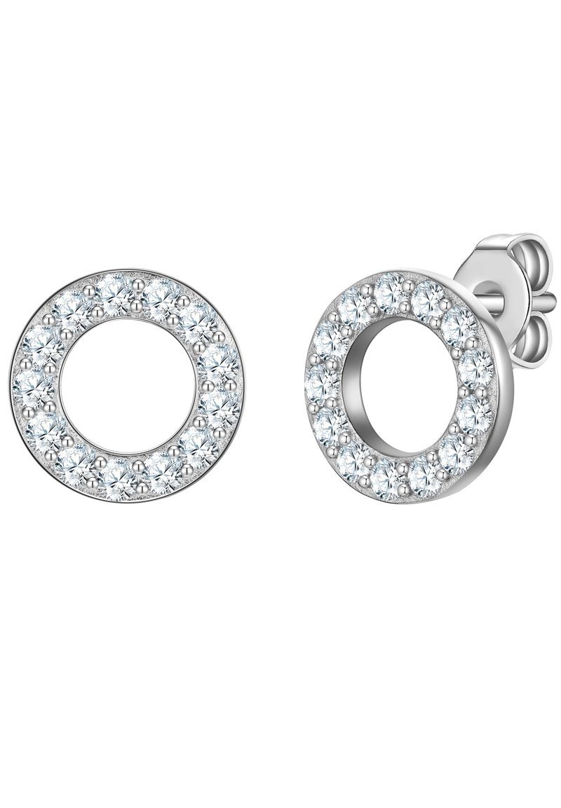 Silvriga örhängen i oval form, med en cirkel av små klara kristaller runt kanten och ett ihåligt center. Fjärilsspärr.