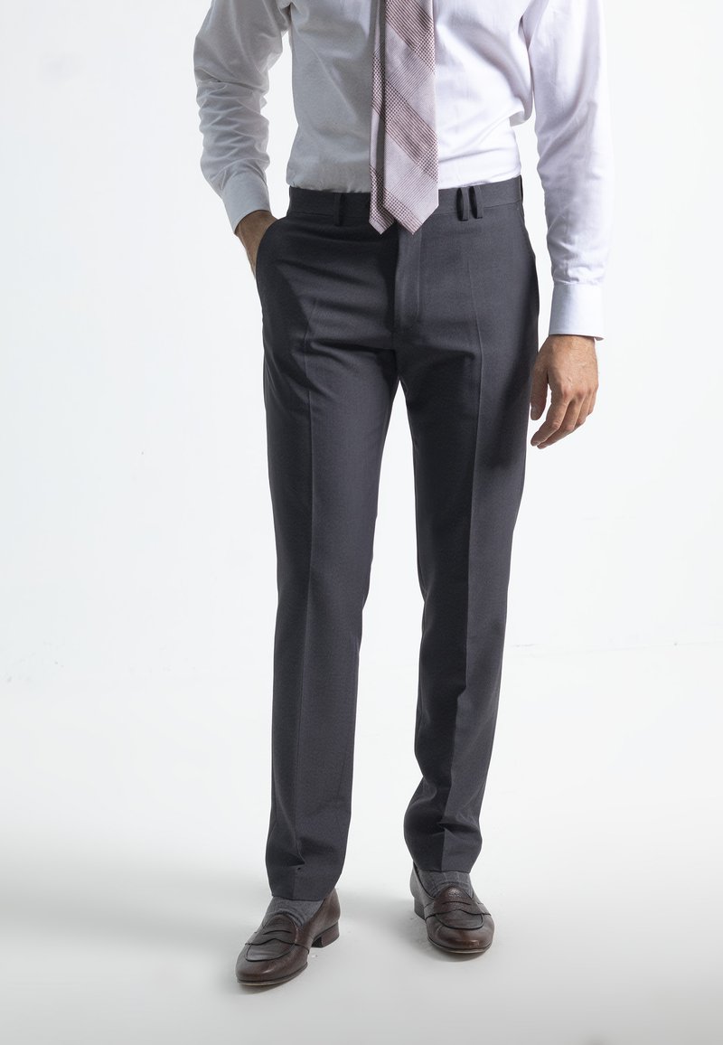 PuroEgo NON IRON - Pantalones - gris marengo