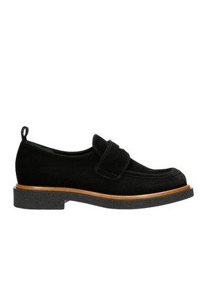 Schwarze Wildleder-Slipper mit runder Zehenform, ausgestattet mit einem Riemen über dem Obermaterial, einer strukturierten schwarzen Gummisohle und einem Akzent aus Holz in der Zwischensohle.