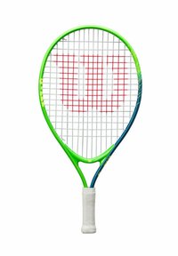 Grüner und blauer Tennisschläger mit strukturiertem Griff, der ein weißes Saitenmuster und ein rotes "Wilson"-Logo am Kopf aufweist.