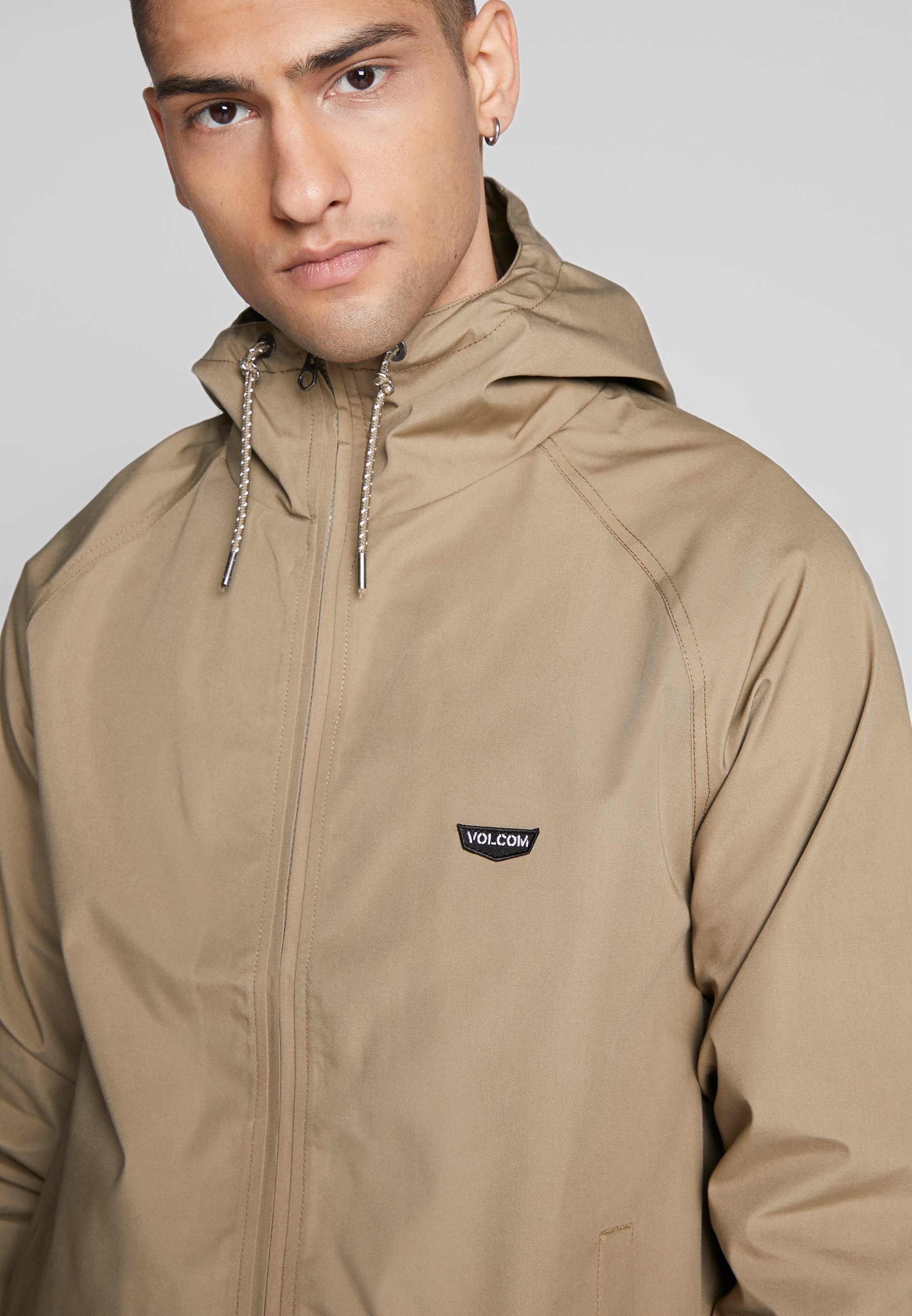 RAYNAN UPDATE Lett jakke Volcom RAYNAN UPDATE Lett jakke black Zalando.no