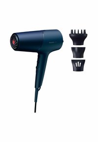 Philips haardroger in donkerblauw met een taps toelopende mondstuk, met knoppen op de handgreep en twee afneembare stylingaccessoires.