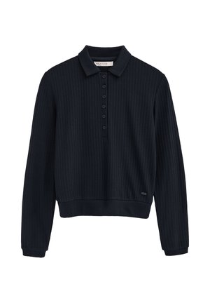 Granatowy prążkowany polo z długim rękawem, z sześcioma czarnymi guzikami, kołnierzykiem i dopasowanymi mankietami, oznaczony logo Polo Club.