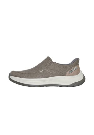 Zapatos sin cordones - marrón