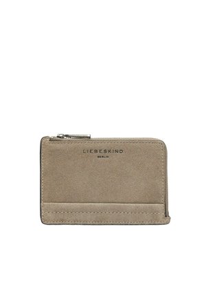 Piccolo portafoglio beige in camoscio con chiusura a zip e tasca frontale, marchiato con "Liebeskind Berlin" in testo nero.