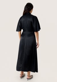 Soaked in Luxury Maxi dress - black