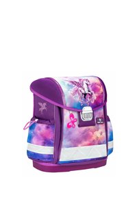 Sac à dos scolaire violet et rose avec motif Pégase, tirette de fermeture éclair en forme de papillon, bandes réfléchissantes et poches latérales sur fond blanc.