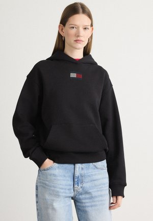 PARTY FLAG HOODIE  - Džemperis su gobtuvu - black