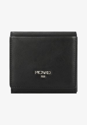 Zwarte leren portemonnee met een gladde textuur, voorzien van een zilveren logoplaatje. Compacte rechthoekige vorm met afgeronde hoeken.