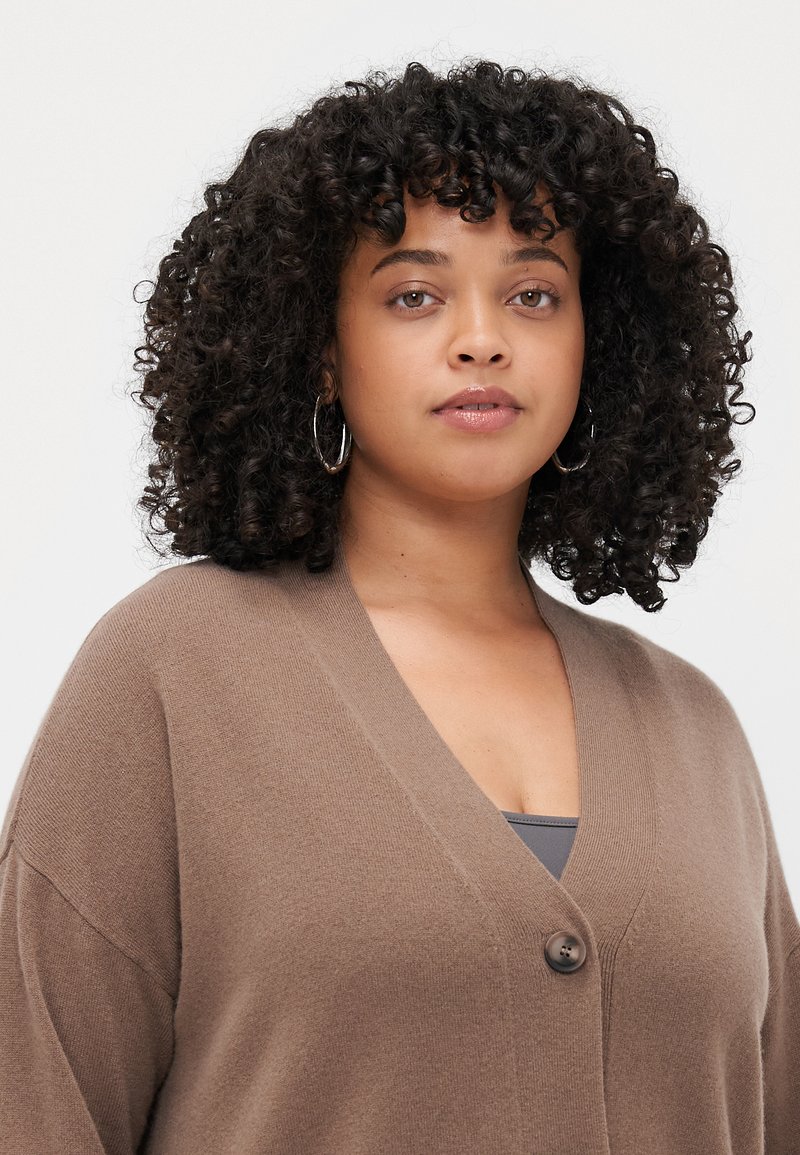 Cardigan In Maglia Tricot Con Bottoni - BEIGE - 13.00€ - Kiabi - Foto 8