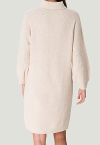 zero Robe pull - beige