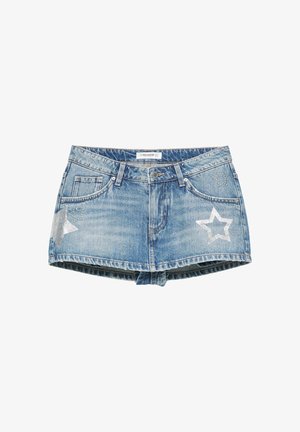 PULL&BEAR, STAR PRINT WITH STUDS DENIM - MINI SKIRT - Jupe en jean - blue denim