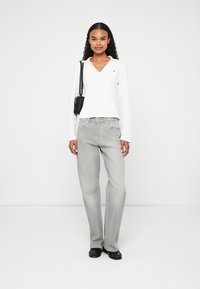 Tommy Hilfiger MODERN CODY OPEN - T-shirt à manches longues - ecru