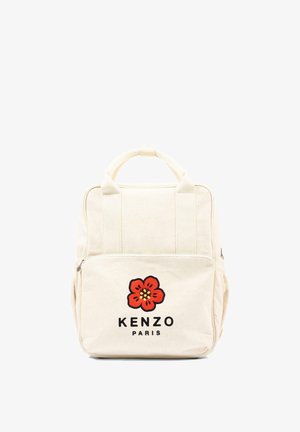 Kremowy plecak z płótna z górnymi uchwytami i przednią kieszenią z czerwoną kwiatem oraz czarnym logo tekstowym "KENZO PARIS".