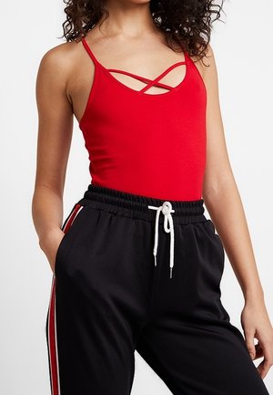 Top - red