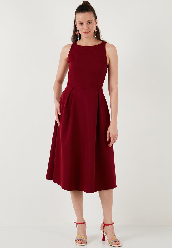 MIDI - Freizeitkleid - bordeaux