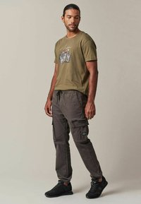 Deeluxe Original MONROE - Cargohose - charcoal