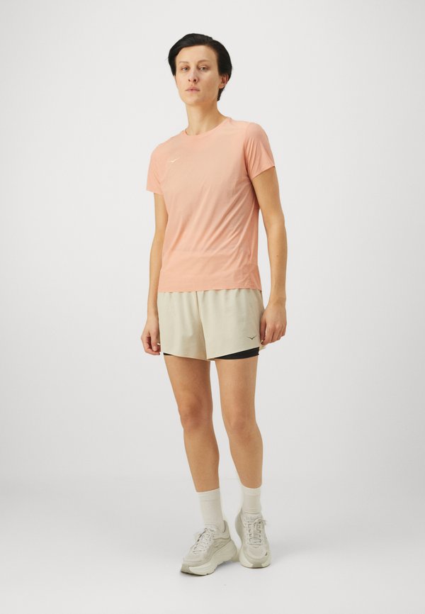 SKYGLIDE - 2-in-1 shorts - oatmeal4