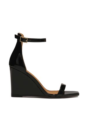 High heeled sandals - black