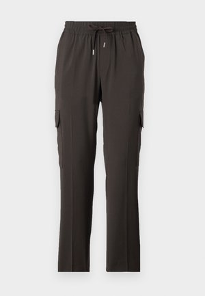 Pantaloni cargo marroni scuri con cintura elastica, coulisse regolabile e tasche laterali per lo stoccaggio. Tessuto dalla texture liscia, design a gamba dritta.