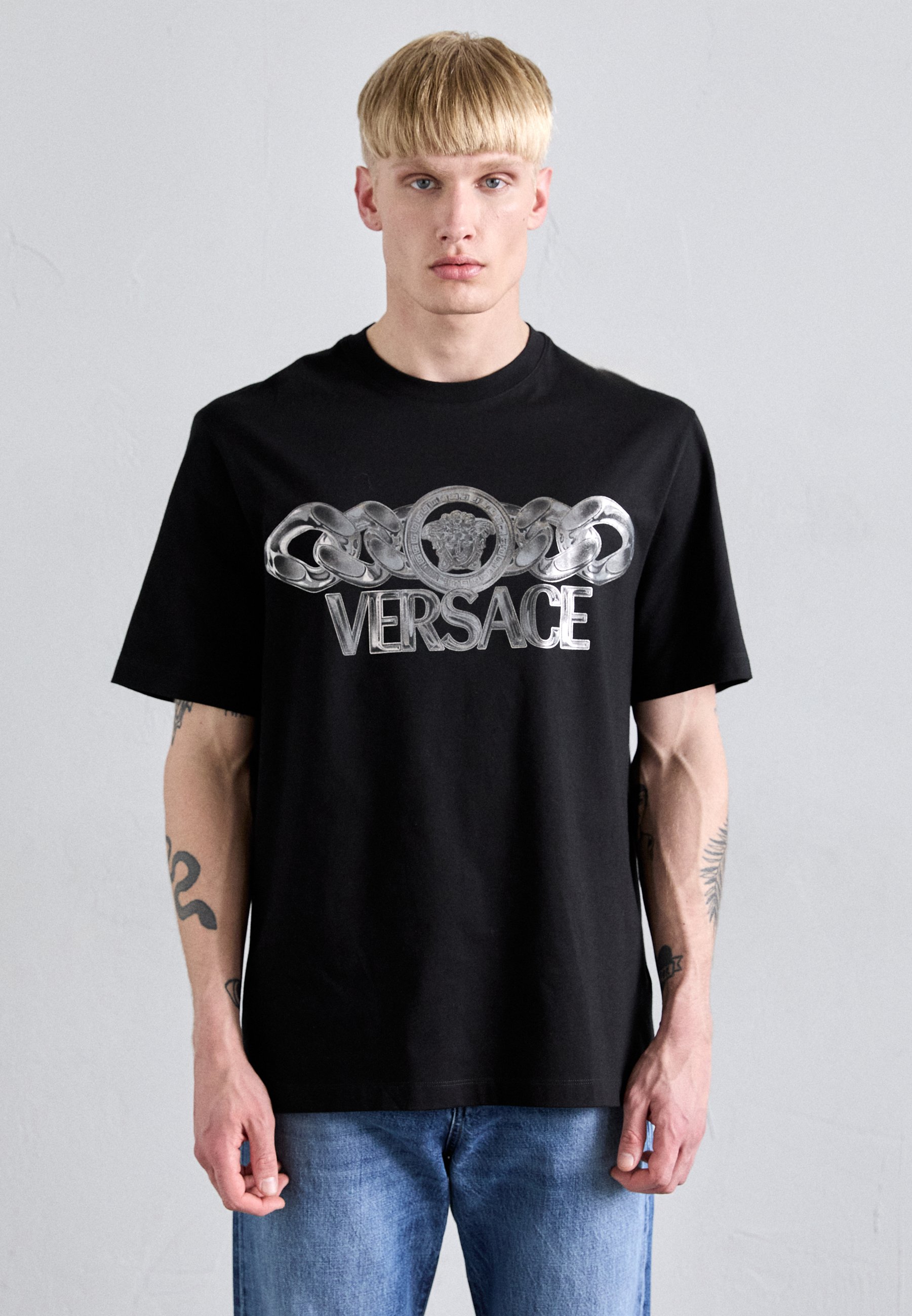 Versace COMPACT MEDUSA ON CHAIN PRINT - Print T-shirt Versace COMPACT MEDUSA ON CHAIN PRINT - Print T-shirt
