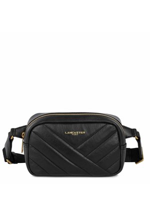 Borsa a tracolla nera in pelle con motivo a rombi diagonali, accessori in metallo dorato e chiusura con zip. Logo impresso sul davanti.
