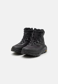 HOKA KAHA 2 FROST GTX - Pantofi drumeție - black