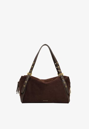 Sac à main en daim brun foncé avec des sangles en cuir foncé réglables avec œillets et boucles dorés, et un petit logo au centre devant.