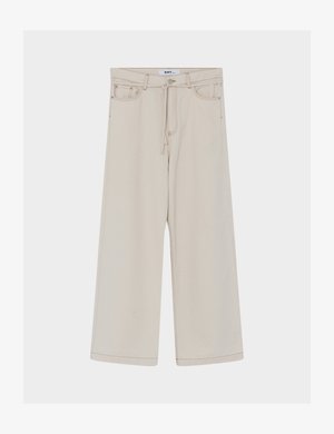Beige bukser med vide ben og høj talje, med snørejustering, forlommer og kontrasterende syninger.